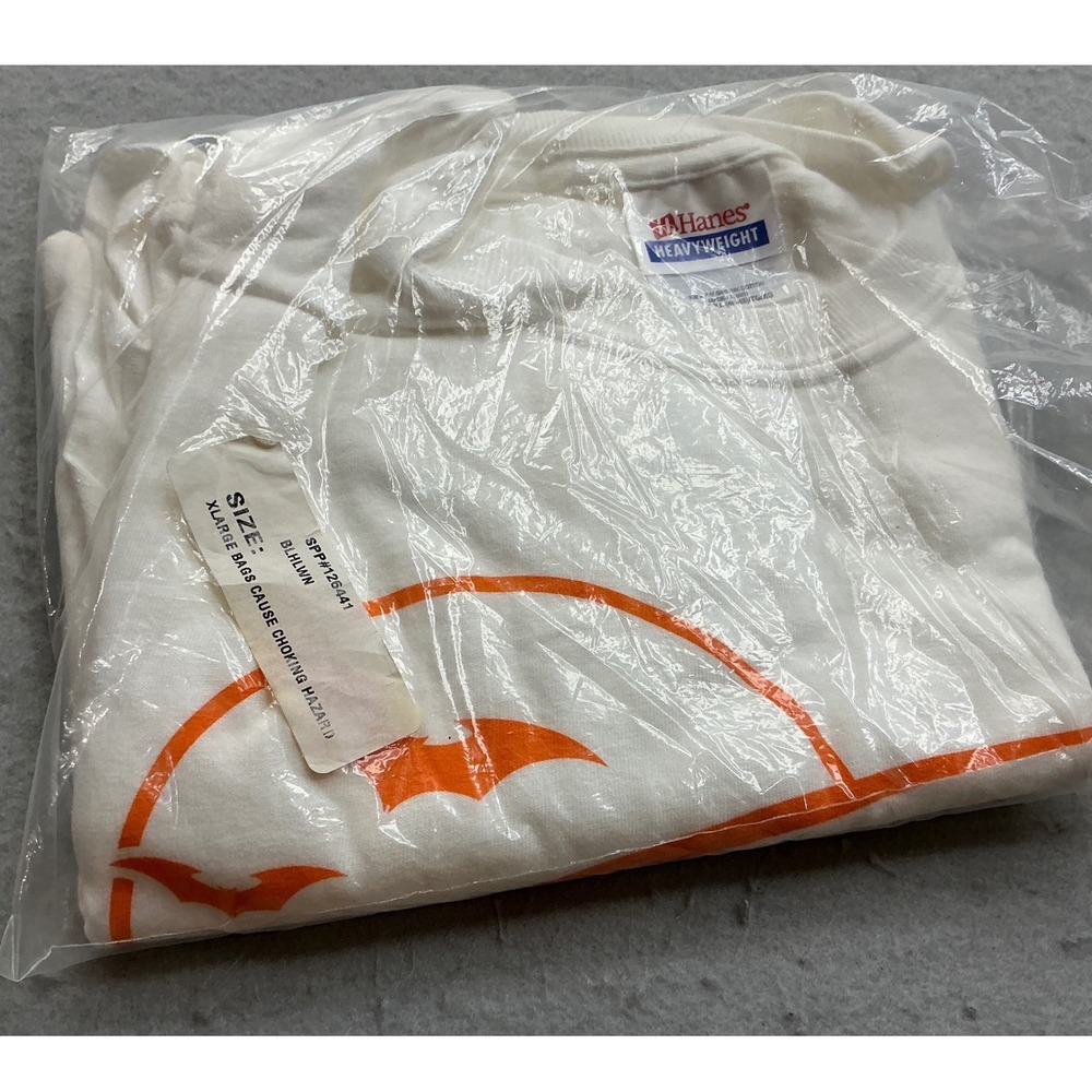 Hanes Vintage Bud Light Halloween T-Shirt Orange Bat Graphic White XL NWT